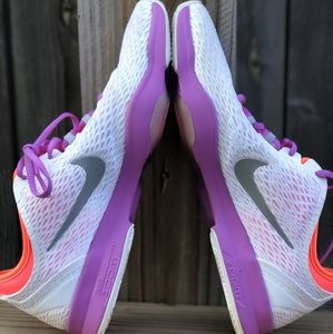 Brand new Nike Zoom shoes.